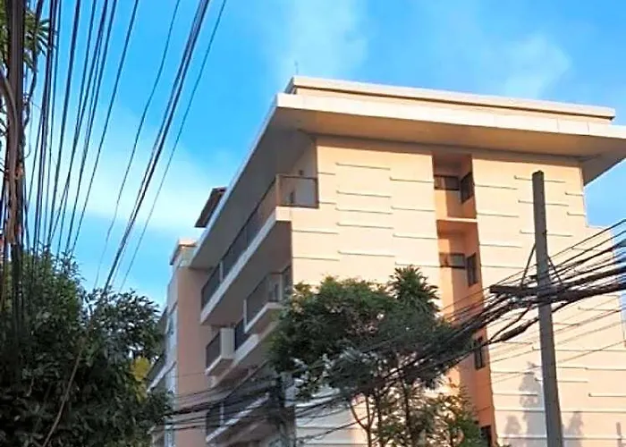 Phoenix Serviced Hotel