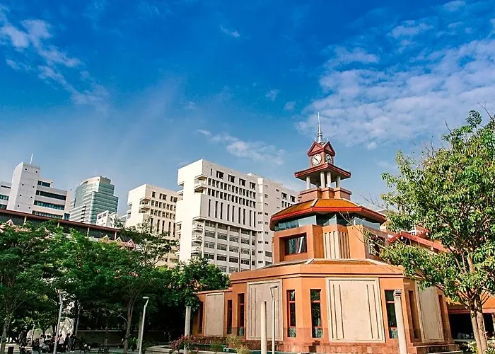 Phoenix Serviced Hotel 5*