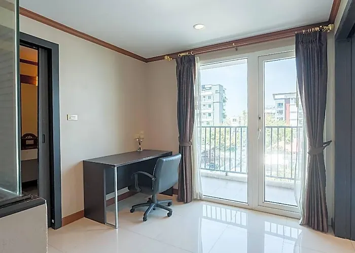 Hotel Phoenix Serviced Bangkok